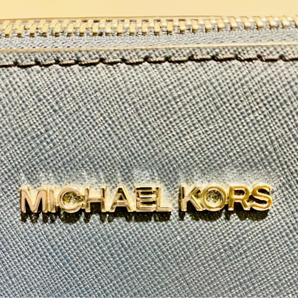 Michael Kors Charlotte Large Saffiano Leather Tote, EUC - Picture 6 of 16